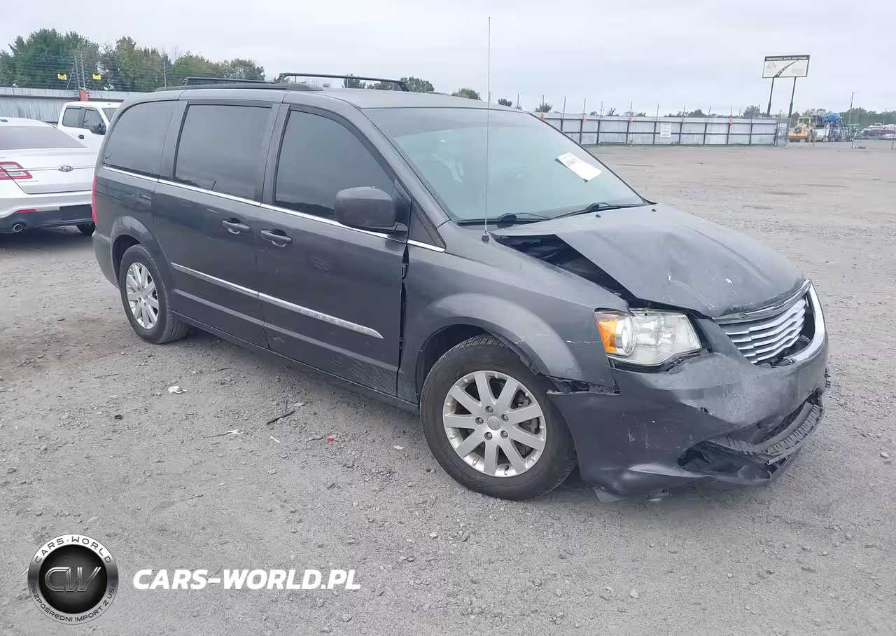 2016 Chrysler Town & Country Touring