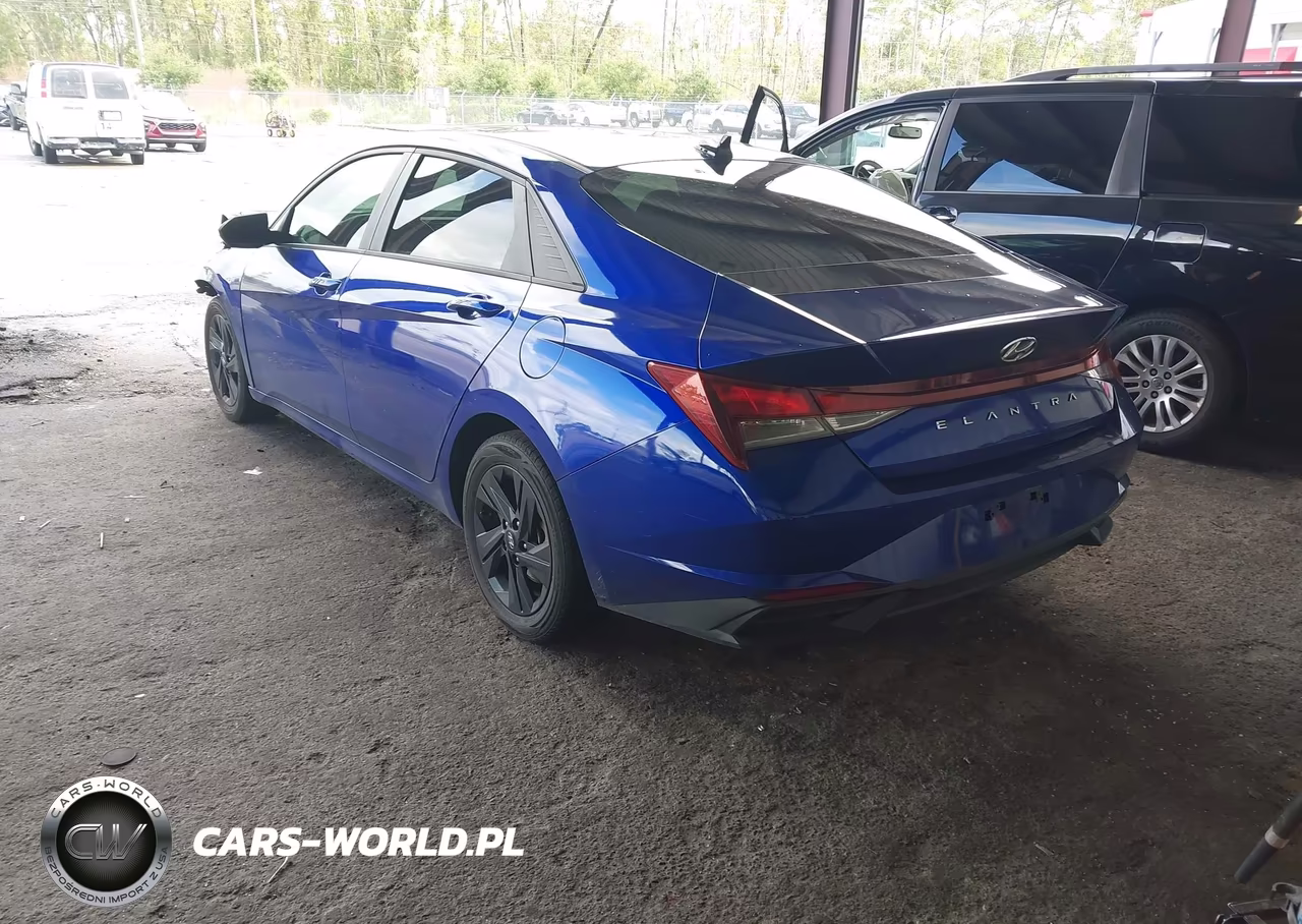 2023 Hyundai Elantra Sel VIN:KMHLM4AG2PU395673 - 3