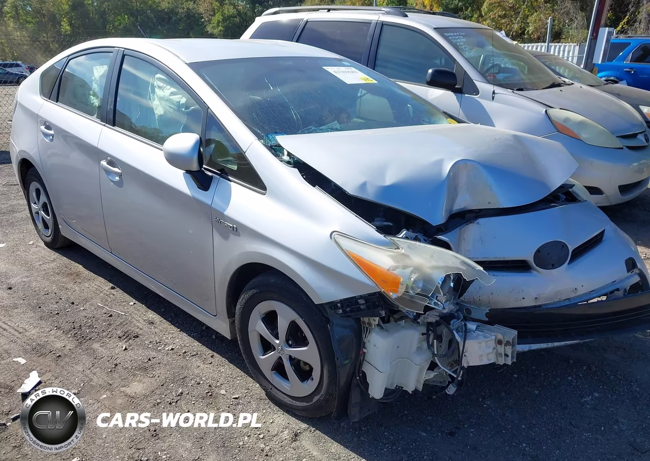 2013 Toyota Prius Two – zdjęcie 1 z 16