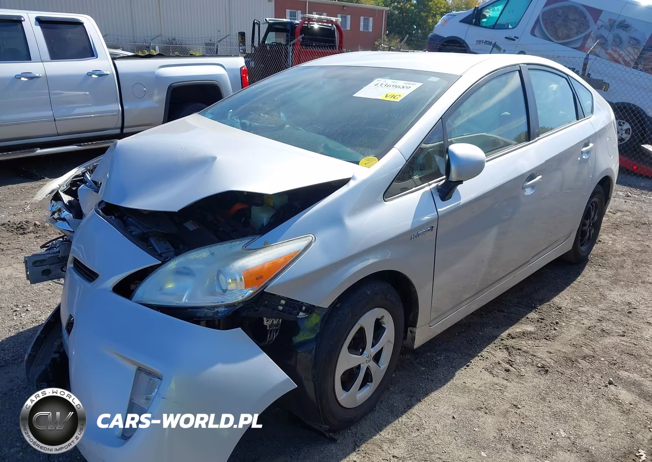 2013 Toyota Prius Two VIN:JTDKN3DU3D0345988 - 2