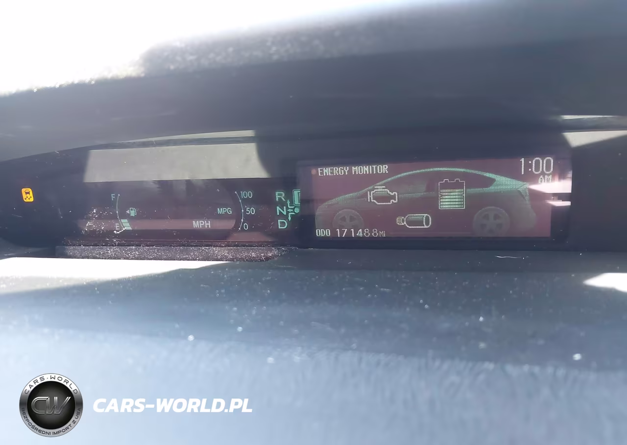 2013 Toyota Prius Two VIN:JTDKN3DU3D0345988 - 7