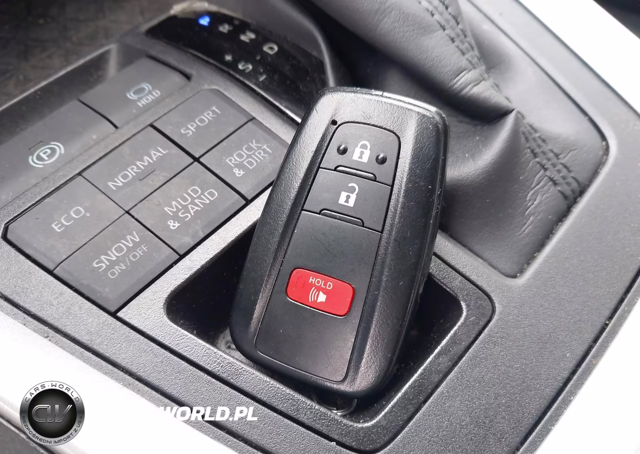 2025 Toyota Rav4 Xle VIN:2T3P1RFVXSW550307 - 11