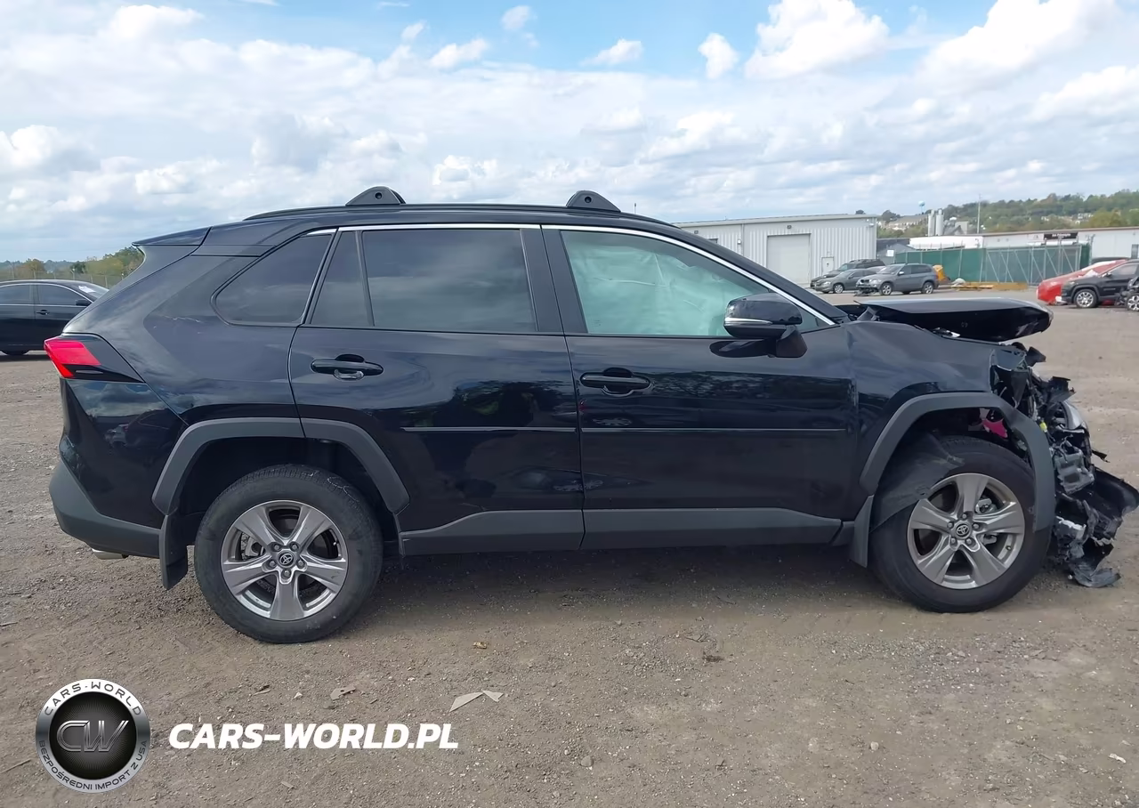 2025 Toyota Rav4 Xle VIN:2T3P1RFVXSW550307 - 13