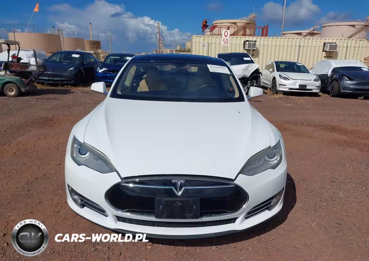 2013 Tesla Model S Performance VIN:5YJSA1CP3DFP05886 - 13