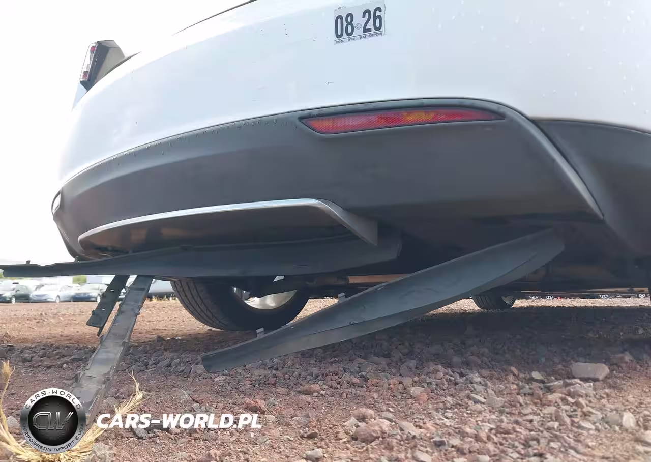 2013 Tesla Model S Performance VIN:5YJSA1CP3DFP05886 - 6