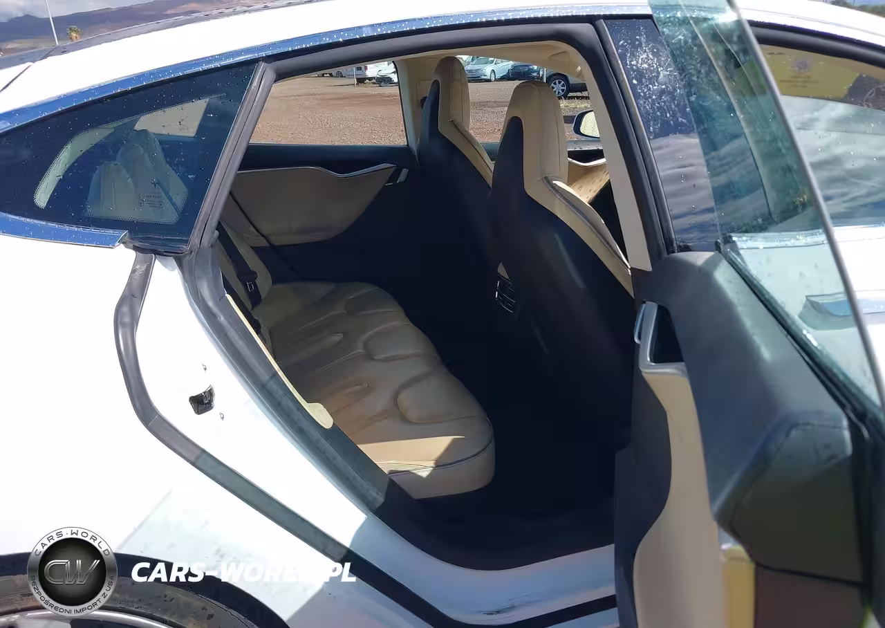2013 Tesla Model S Performance VIN:5YJSA1CP3DFP05886 - 8