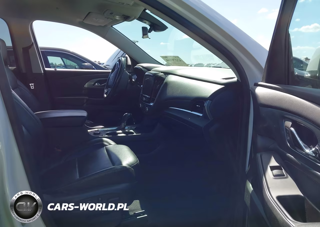 2018 Chevrolet Traverse Premier VIN:1GNEVJKW9JJ123443 - 5