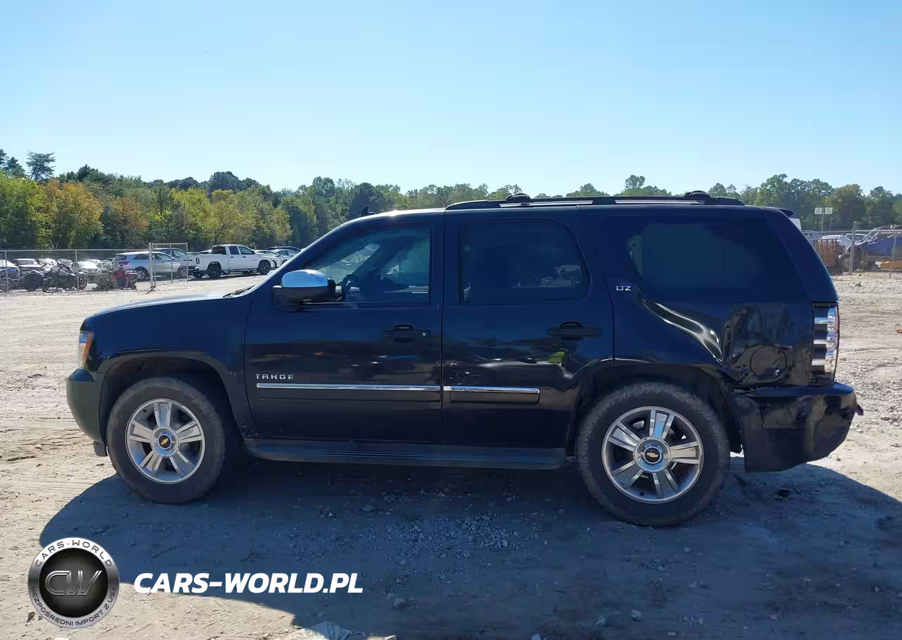 2010 Chevrolet Tahoe Ltz VIN:1GNUCCE09AR191635 - 14