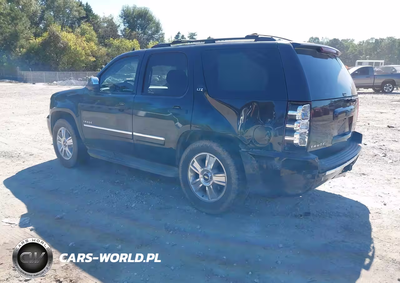 2010 Chevrolet Tahoe Ltz VIN:1GNUCCE09AR191635 - 3
