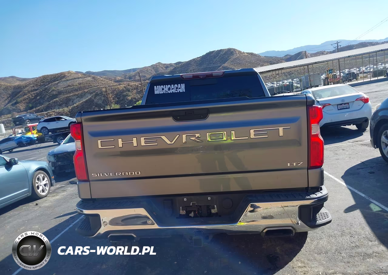 2020 Chevrolet Silverado 1500 VIN:3GCUYGED2LG329412 - 17