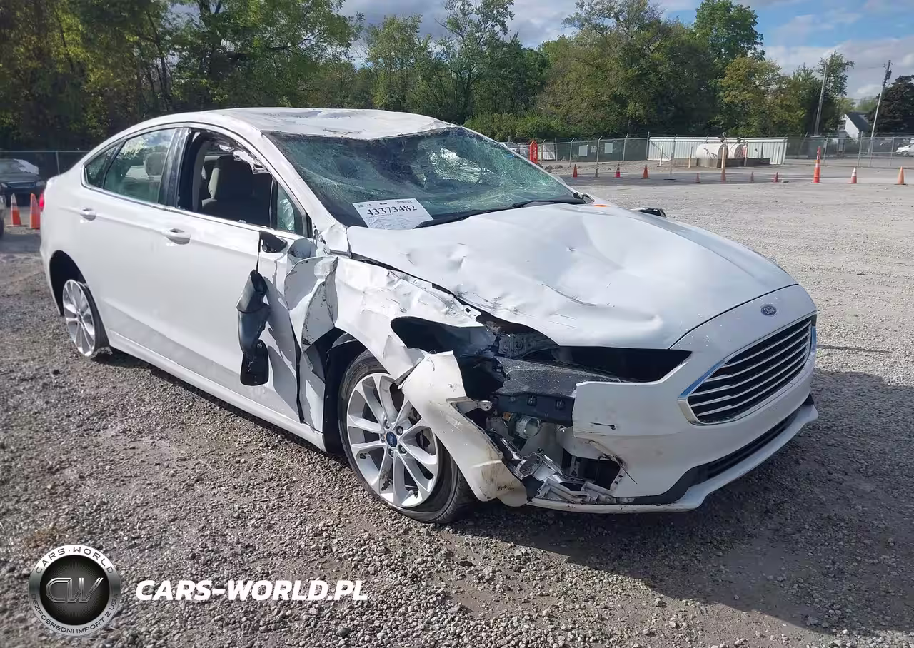 2020 Ford Fusion Se