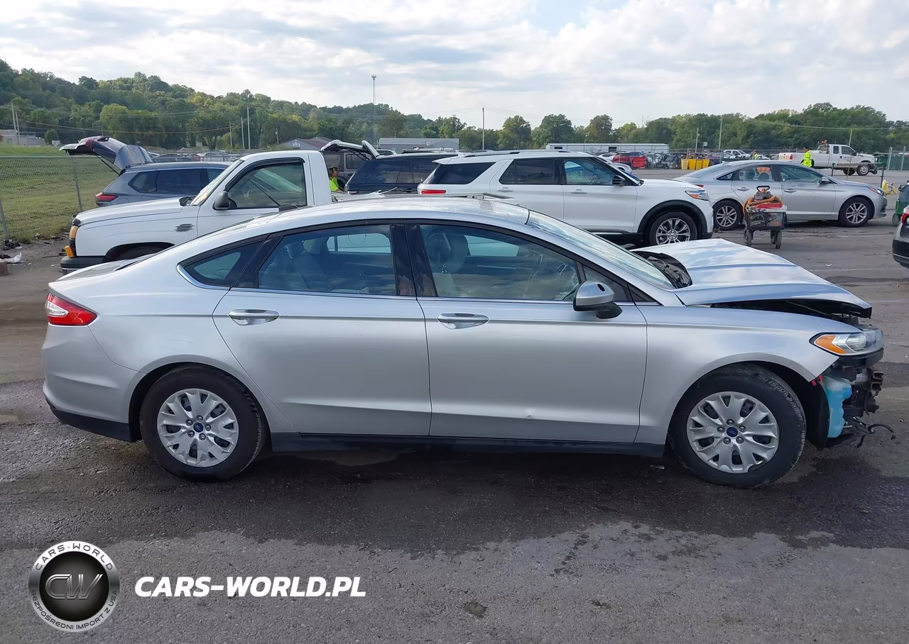 2013 Ford Fusion S VIN:3FA6P0G78DR195835 - 14