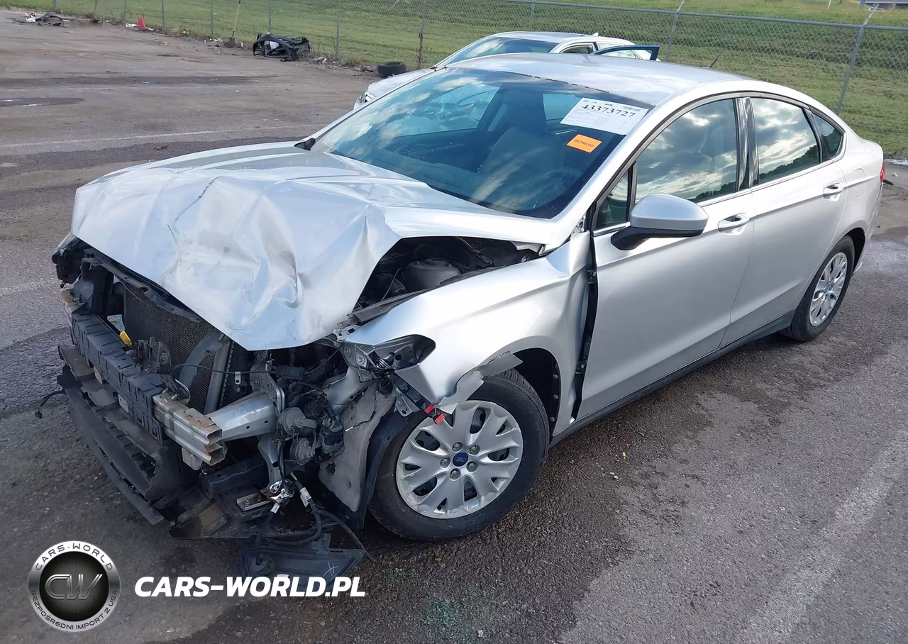 2013 Ford Fusion S VIN:3FA6P0G78DR195835 - 2