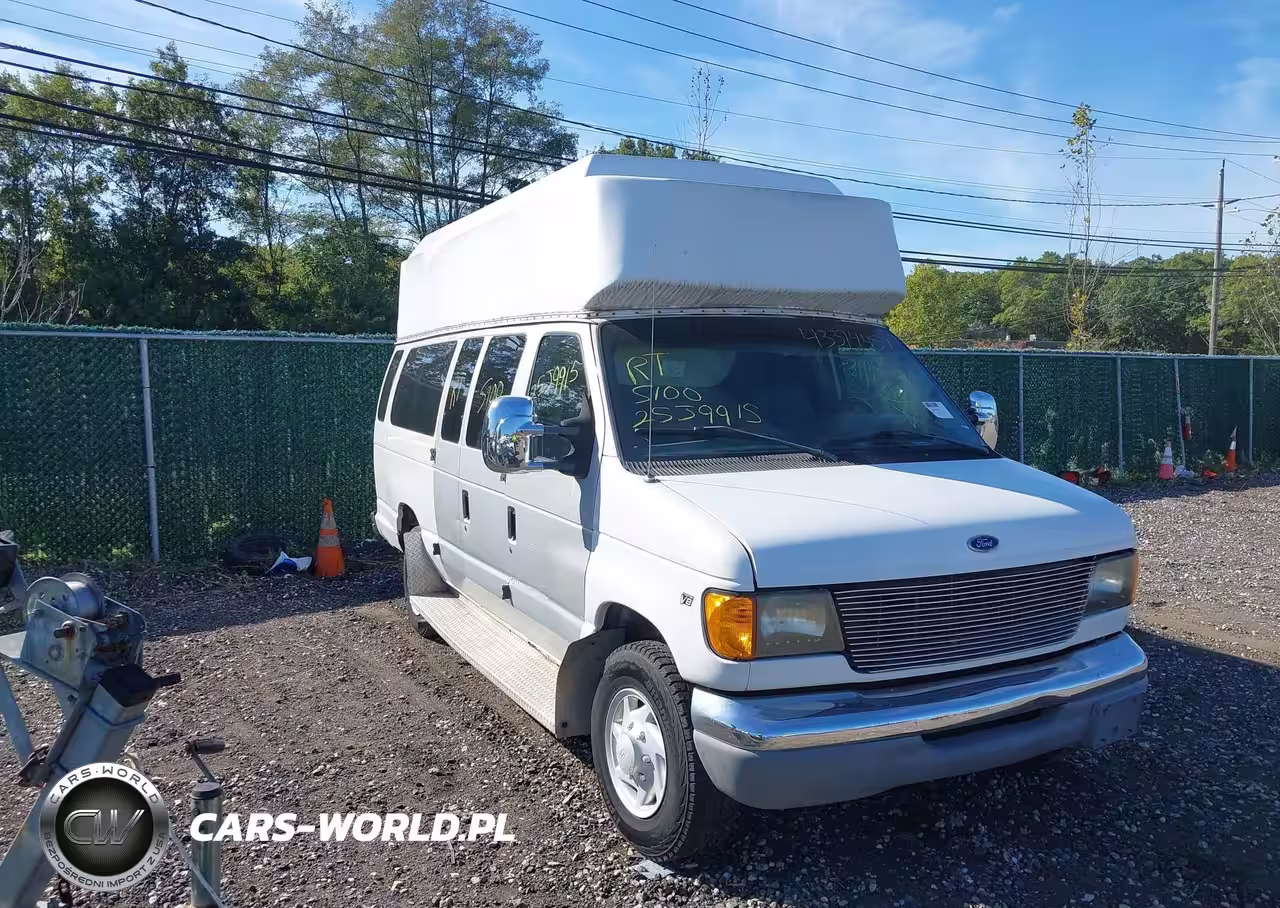 1998 Ford Super Club Wagon Xl-Xlt