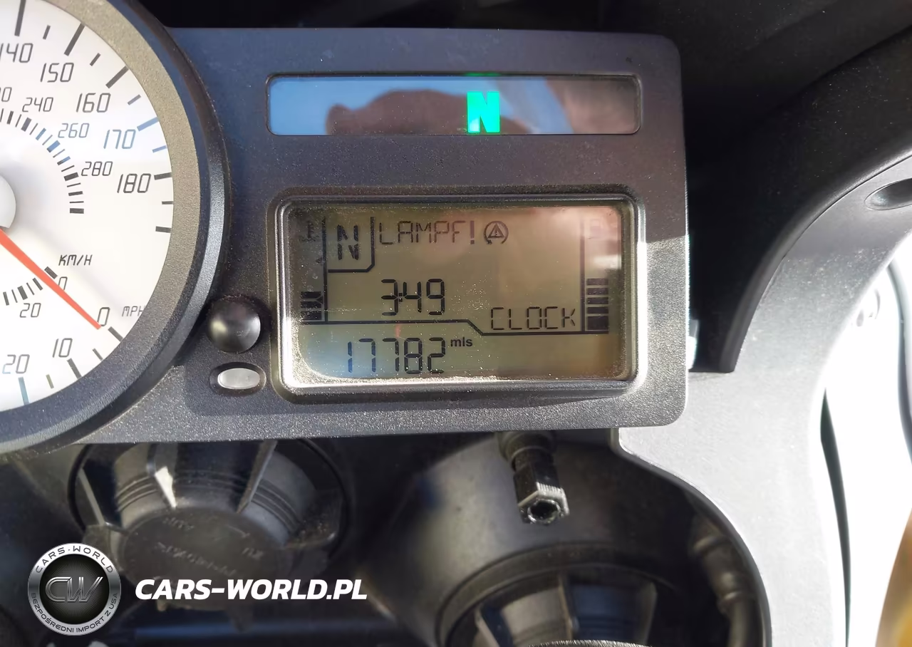 2014 BMW K1300 S VIN:WB1050903EZV95009 - 17