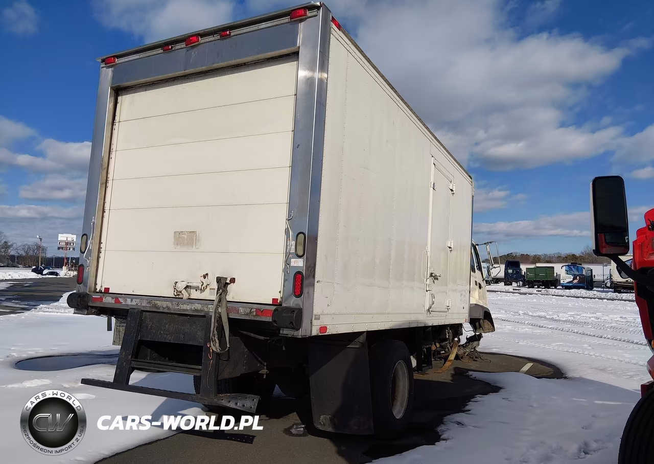 2007 GMC Tt7500 VIN:1GDK7F1337F408110 - 4