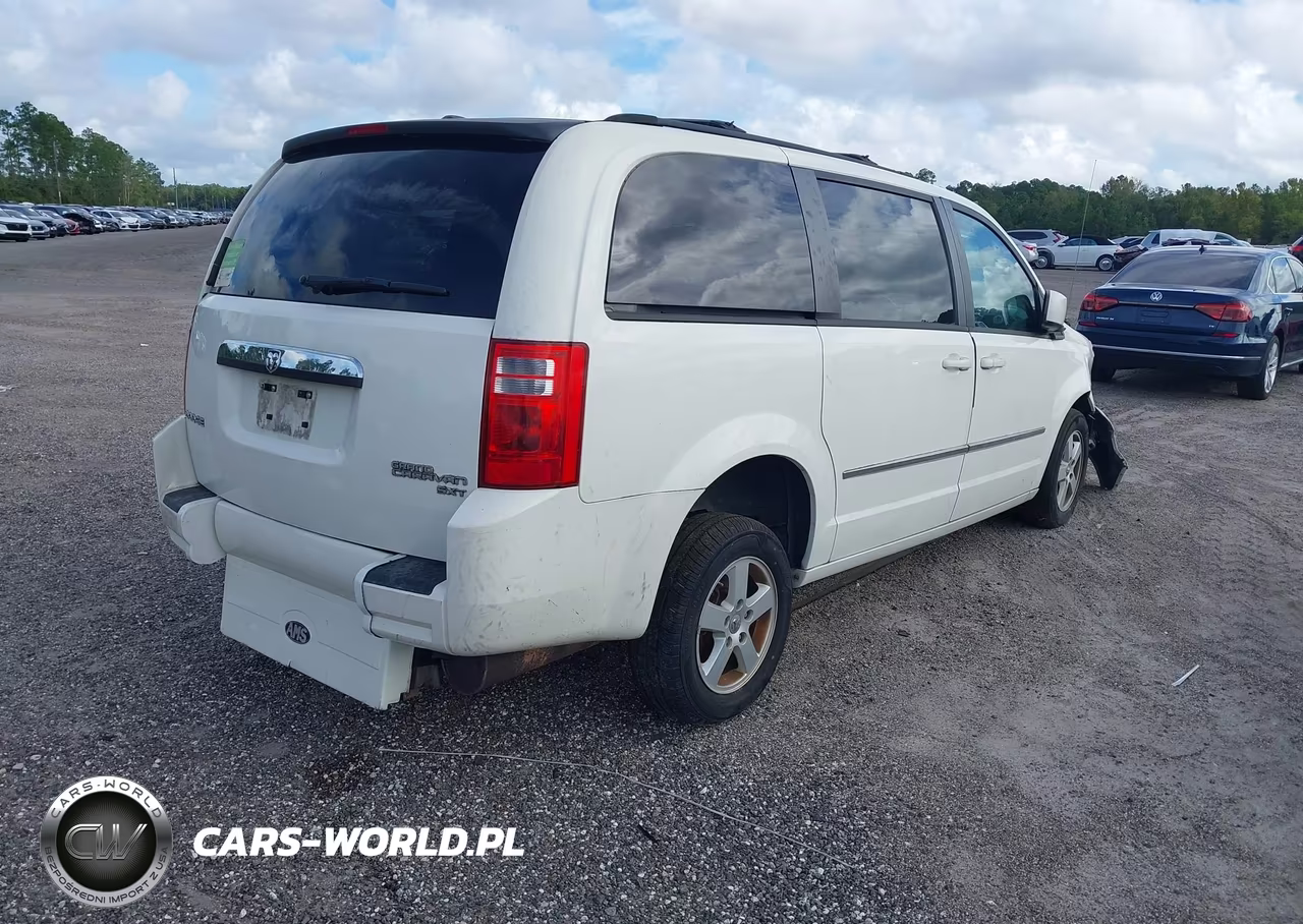 2010 Dodge Grand Caravan Sxt VIN:2D4RN5D15AR475632 - 4