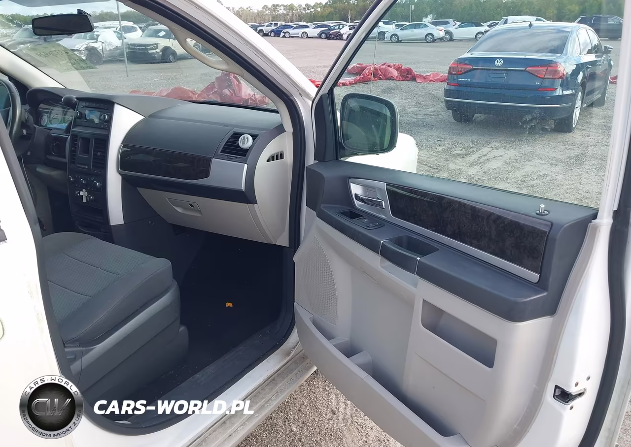 2010 Dodge Grand Caravan Sxt VIN:2D4RN5D15AR475632 - 5