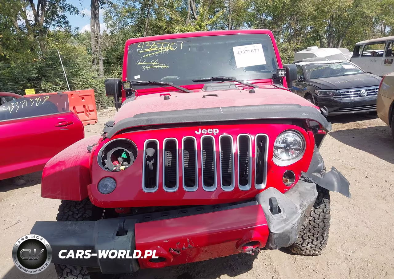 2016 Jeep Wrangler Unlimited Sahara VIN:1C4BJWEG8GL323428 - 11