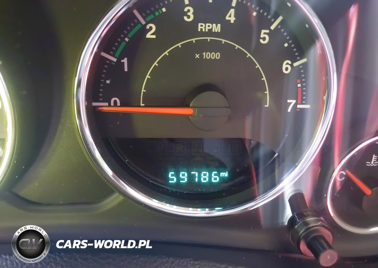 2016 Jeep Wrangler Unlimited Sahara VIN:1C4BJWEG8GL323428 - 14