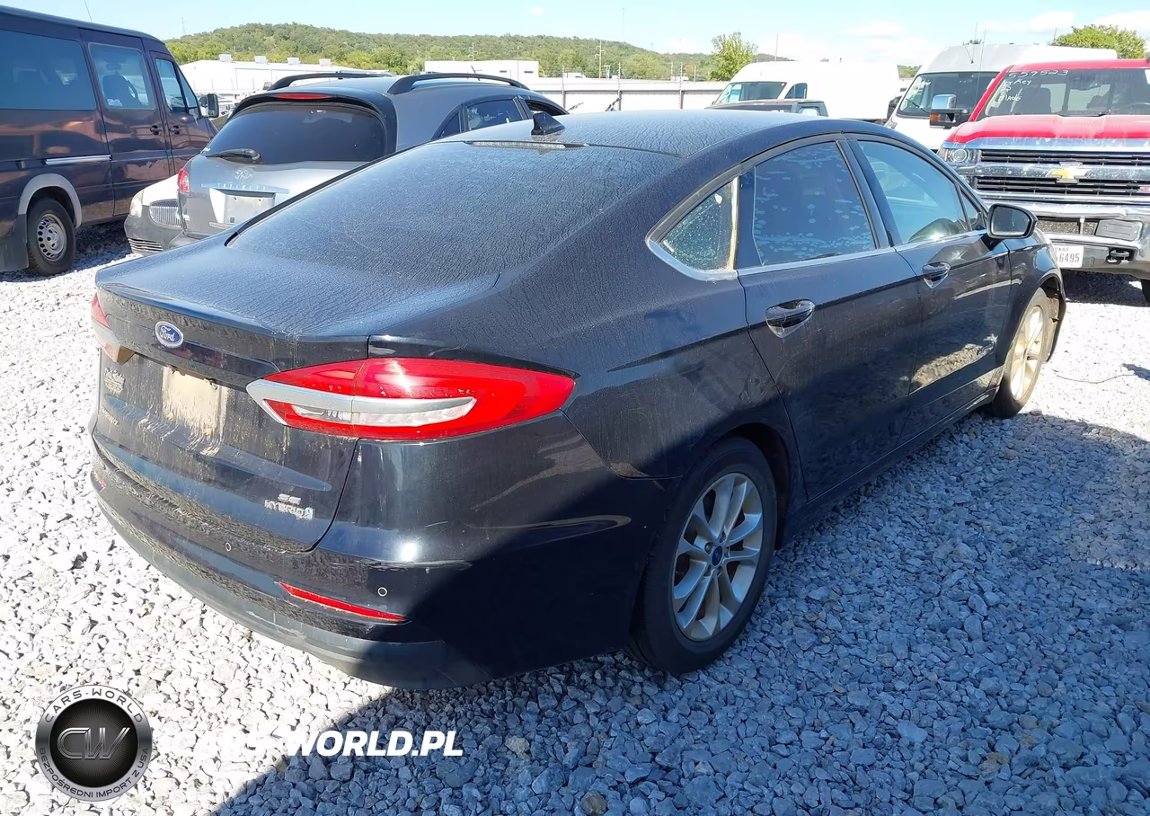 2019 Ford Fusion Hybrid Se VIN:3FA6P0LU7KR256598 - 4