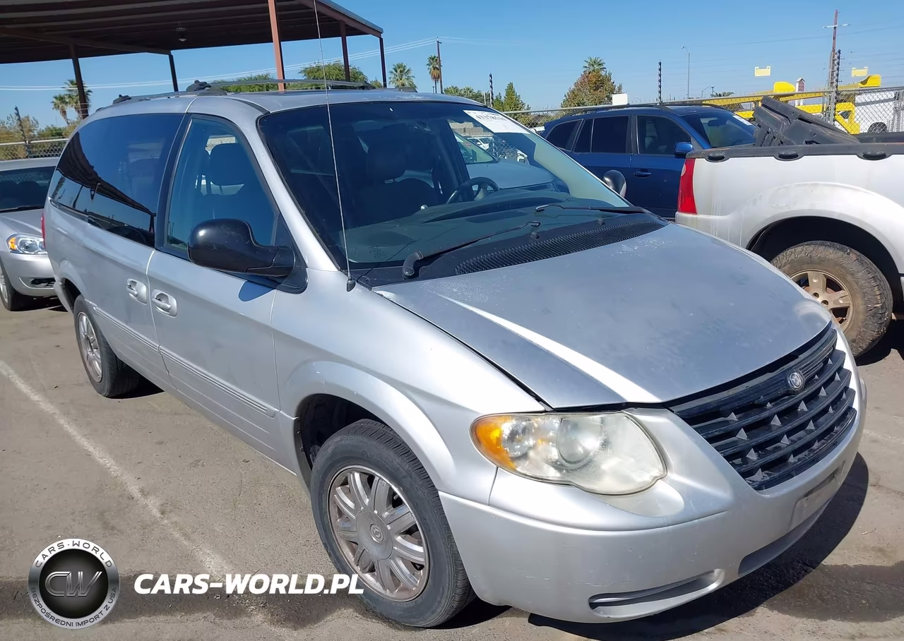 2005 Chrysler Town & Country Limited