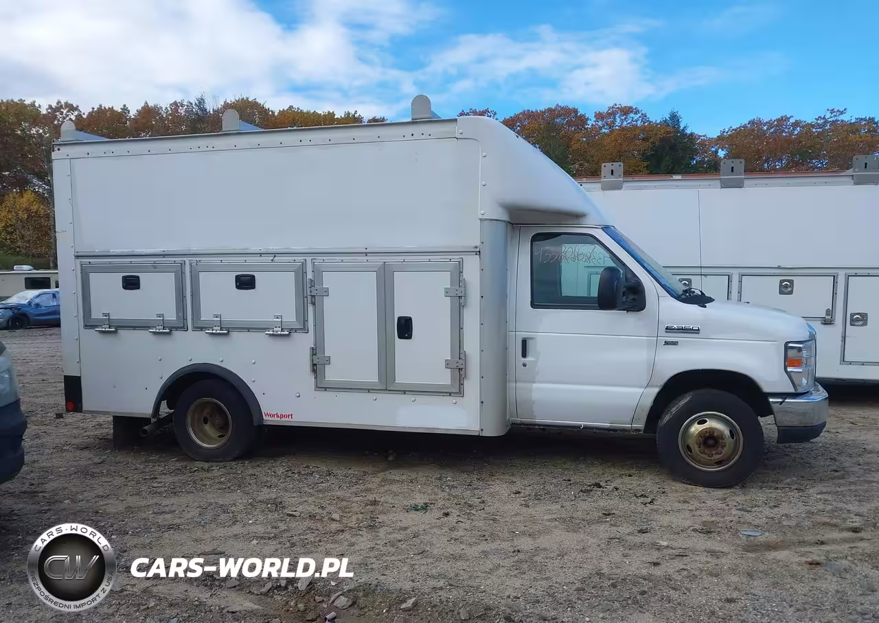 2017 Ford E-350 Cutaway VIN:1FDWE3F64HDC66923 - 13