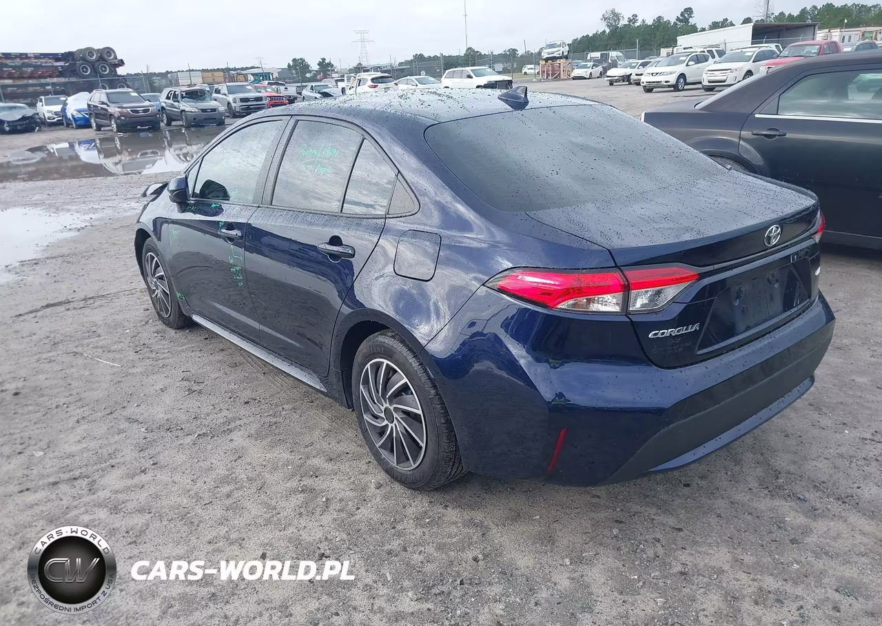 2022 Toyota Corolla Le VIN:5YFEPMAE6NP385242 - 3