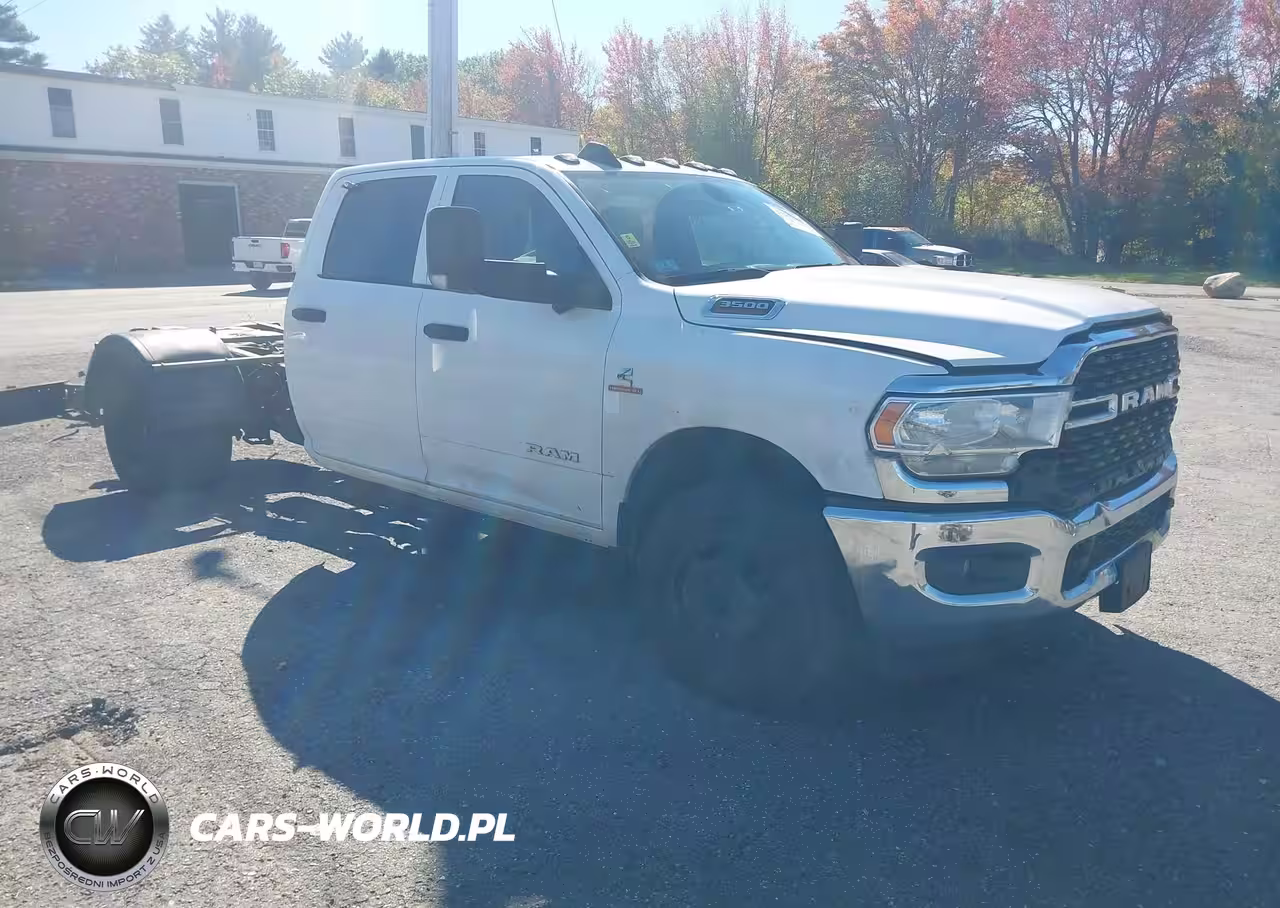 2022 Ram 3500 Chassis Tradesman-Slt-Laramie-Limited