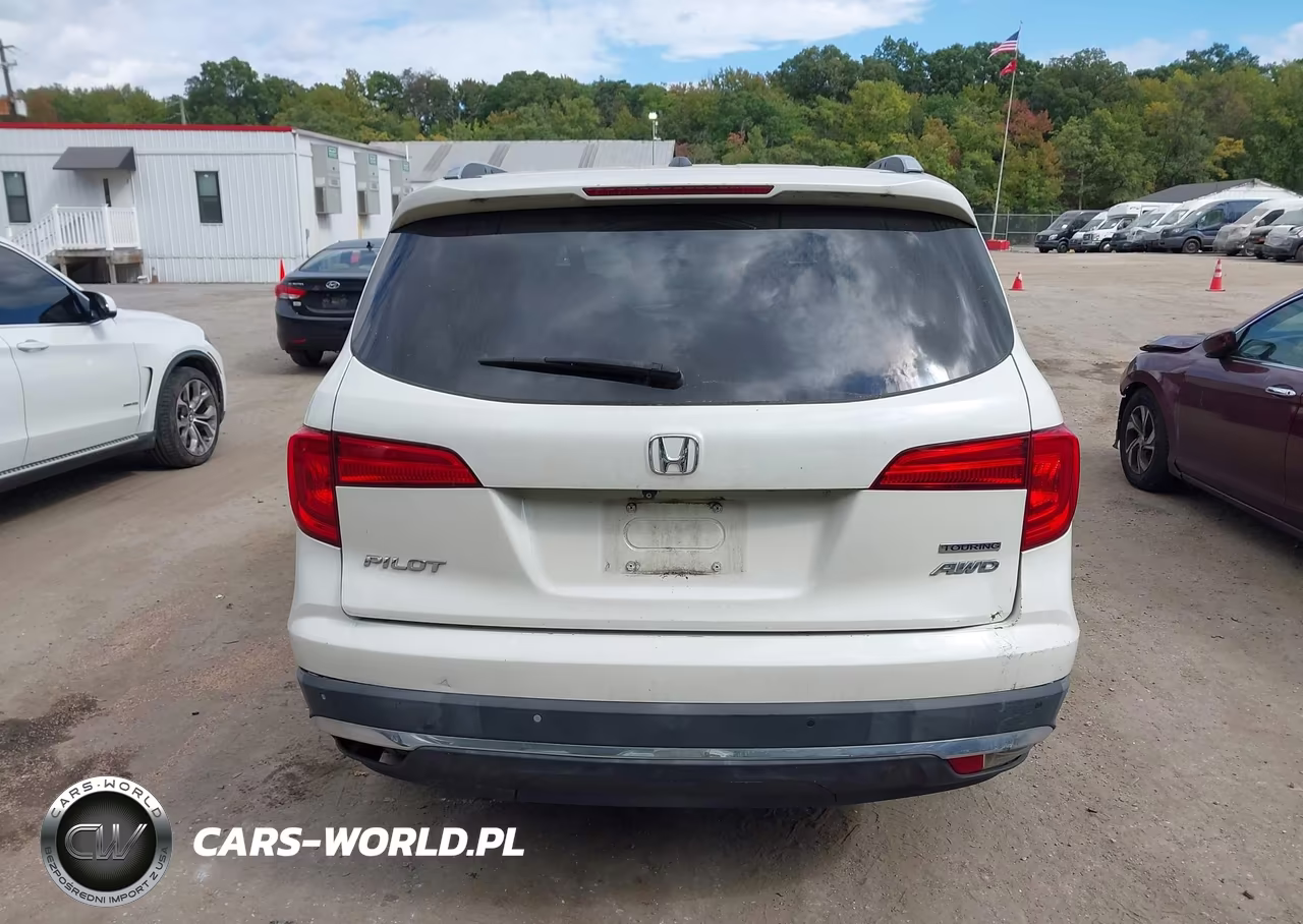 2017 Honda Pilot Touring VIN:5FNYF6H92HB003020 - 16