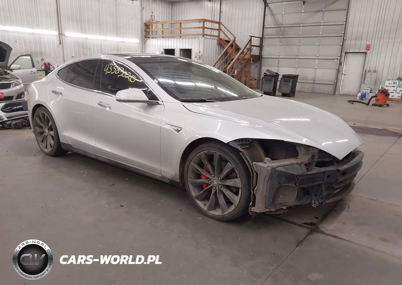 2014 Tesla Model S P85