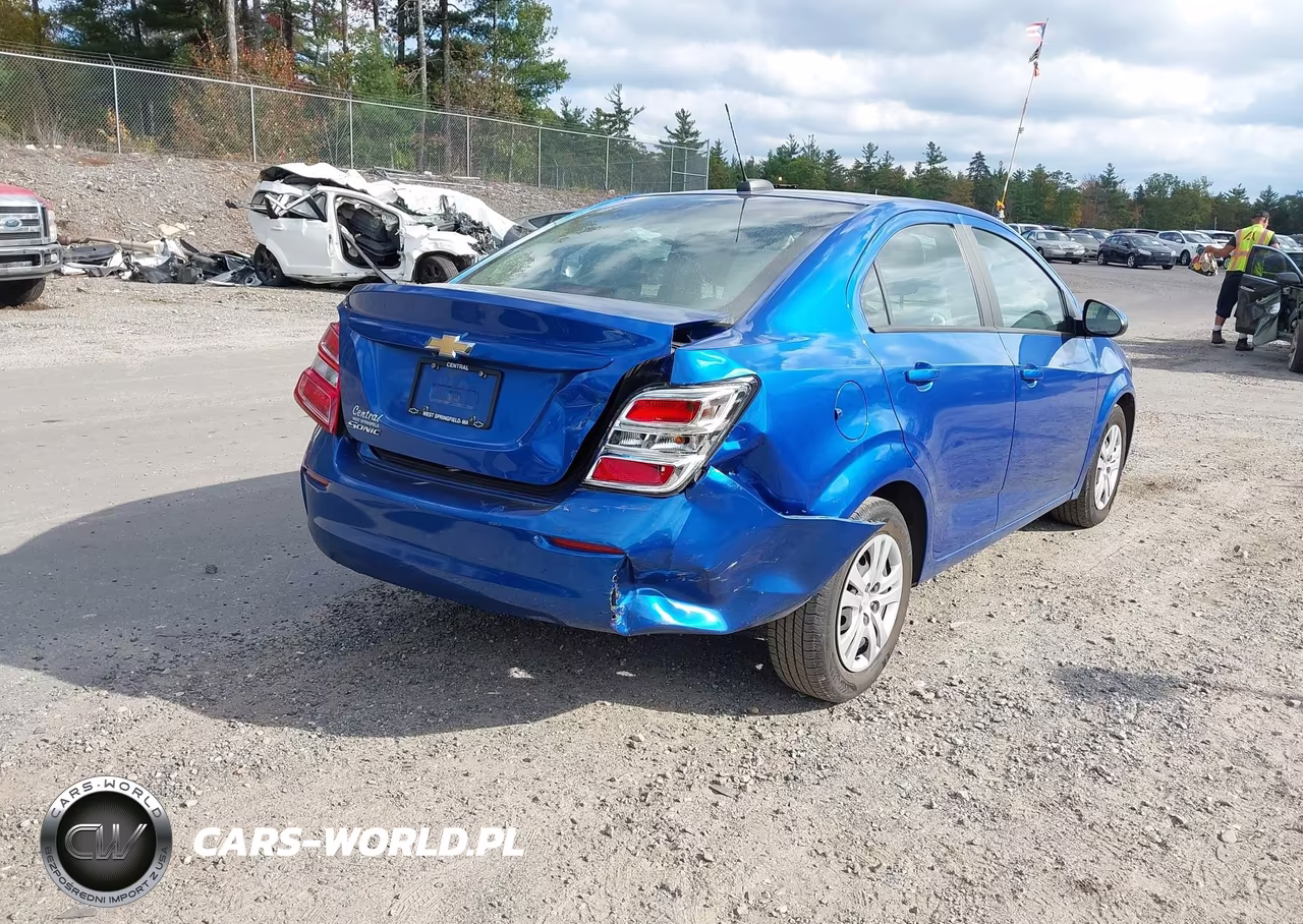 2020 Chevrolet Sonic Fwd Ls VIN:1G1JB5SB7L4100239 - 4