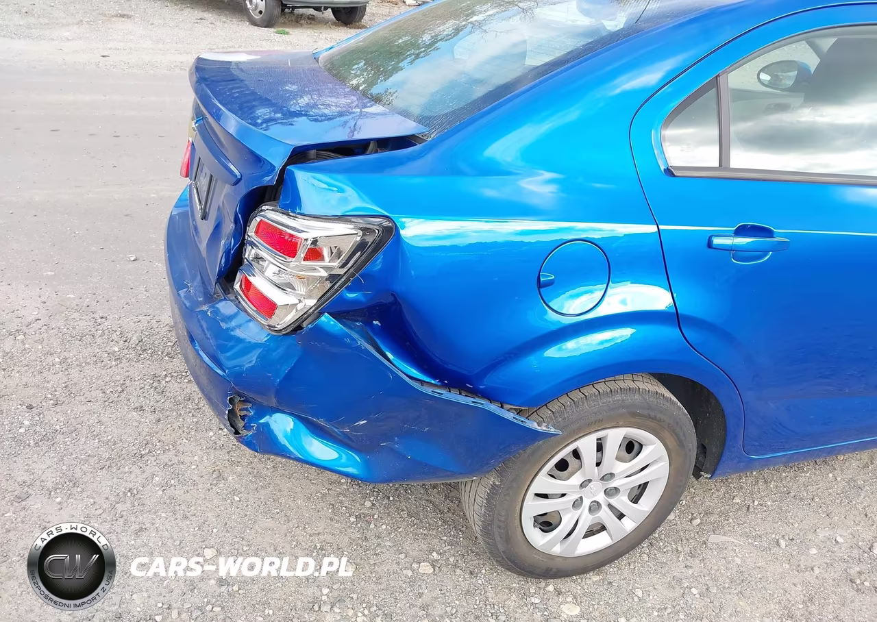 2020 Chevrolet Sonic Fwd Ls VIN:1G1JB5SB7L4100239 - 6