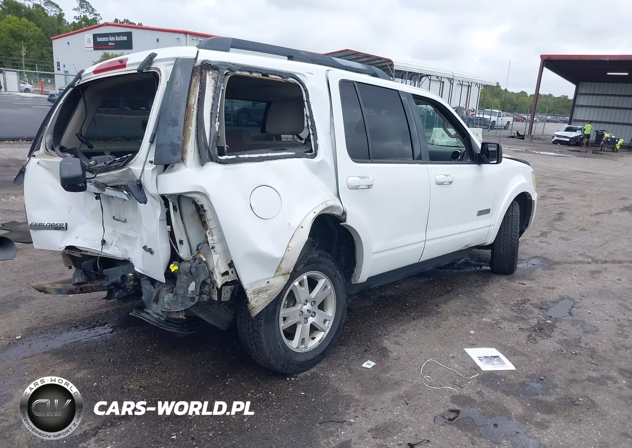 2008 Ford Explorer Xlt VIN:1FMEU73E48UB14089 - 4