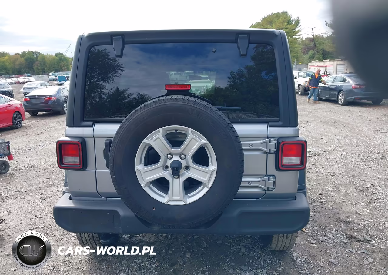 2021 Jeep Wrangler Unlimited Sport S 4X4 VIN:1C4HJXDG6MW743538 - 17