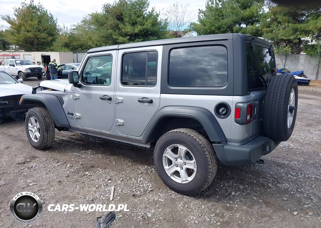 2021 Jeep Wrangler Unlimited Sport S 4X4 VIN:1C4HJXDG6MW743538 - 3