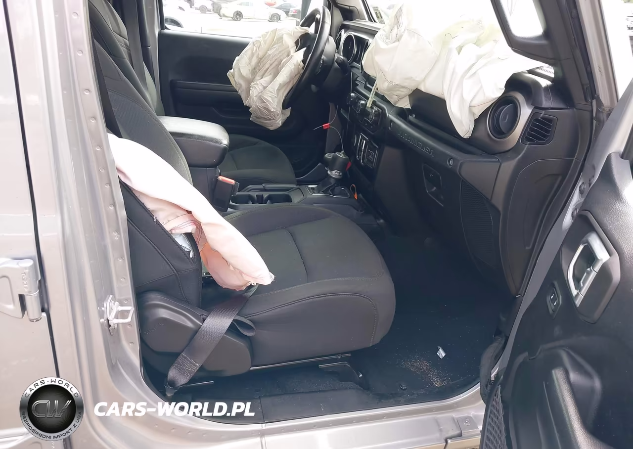 2021 Jeep Wrangler Unlimited Sport S 4X4 VIN:1C4HJXDG6MW743538 - 5