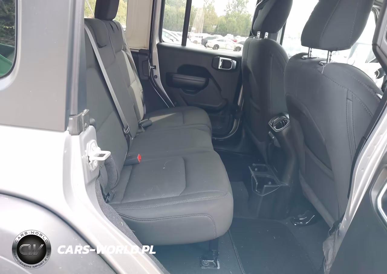2021 Jeep Wrangler Unlimited Sport S 4X4 VIN:1C4HJXDG6MW743538 - 8