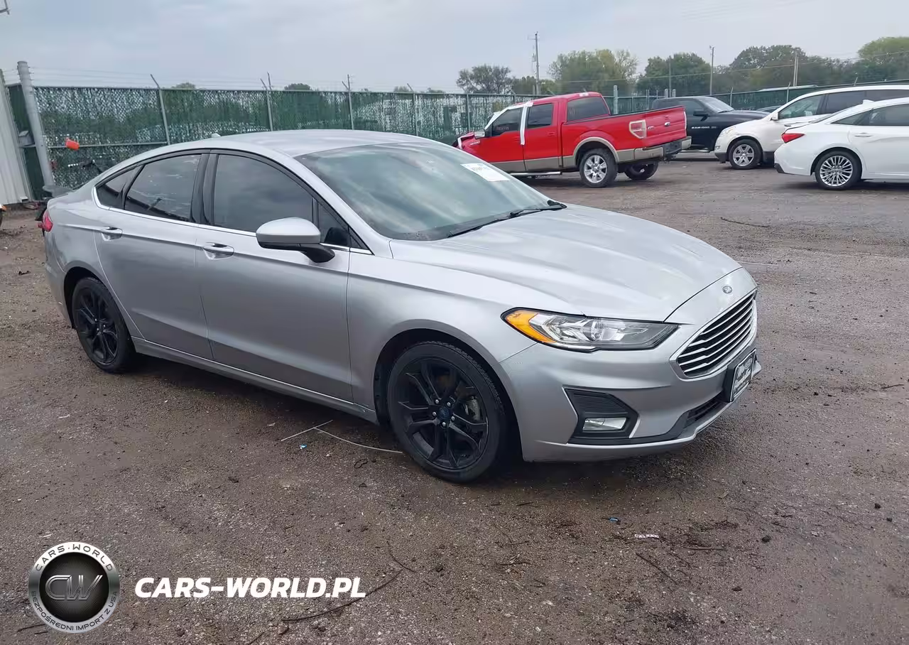 2020 Ford Fusion Se