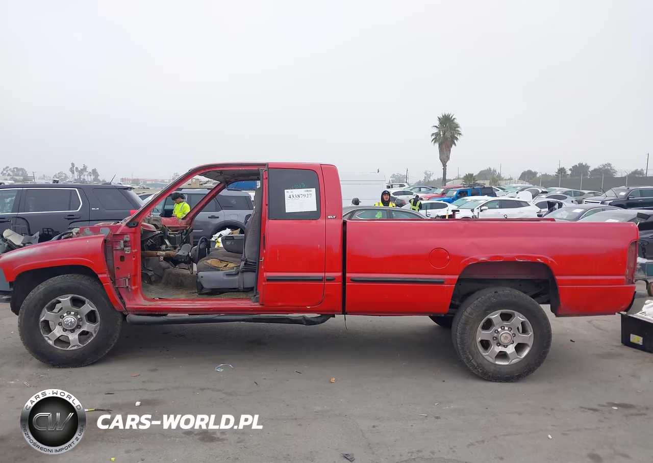 1999 Dodge Ram 2500 St VIN:1B7KC2367XJ576815 - 14