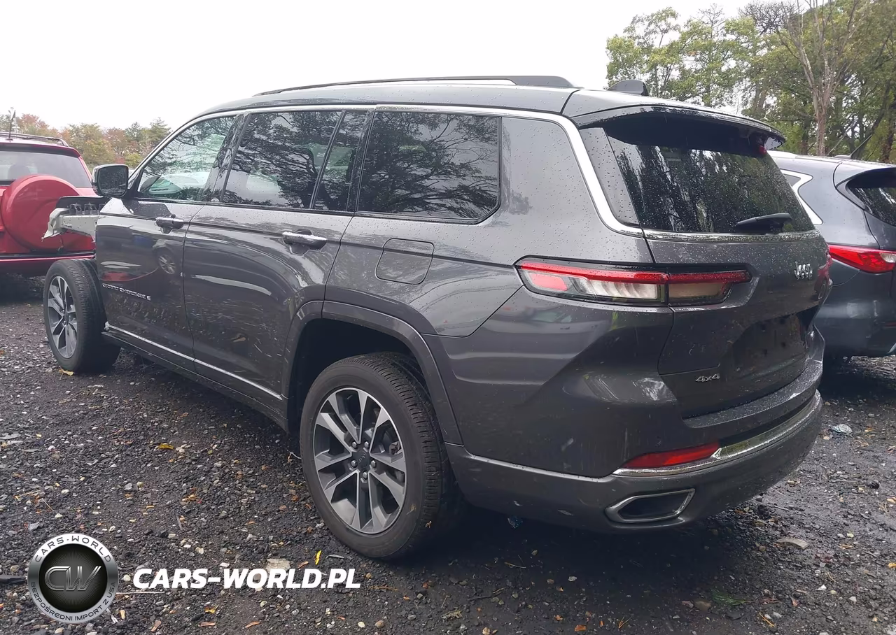 2023 Jeep Grand Cherokee L Overland 4X4 VIN:1C4RJKDG6P8906110 - 3