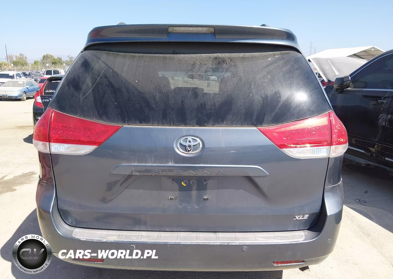 2013 Toyota Sienna Xle V6 8 Passenger VIN:5TDYK3DC8DS364236 - 16