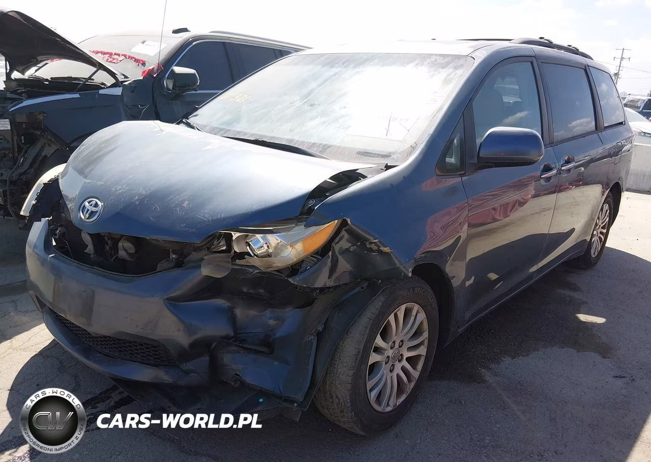2013 Toyota Sienna Xle V6 8 Passenger VIN:5TDYK3DC8DS364236 - 2