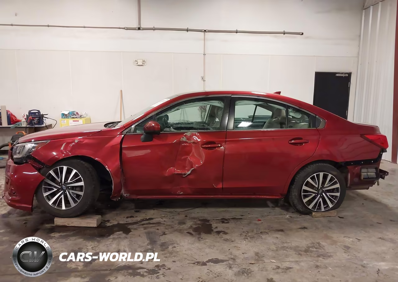 2018 Subaru Legacy 2.5I Premium VIN:4S3BNAC66J3027249 - 14