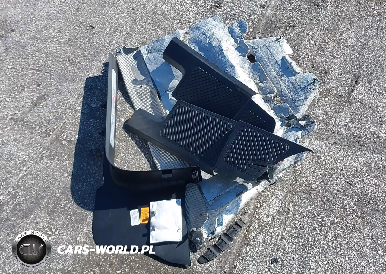 2025 Ford Explorer St-Line VIN:1FMUK8KH1SGB31313 - 12