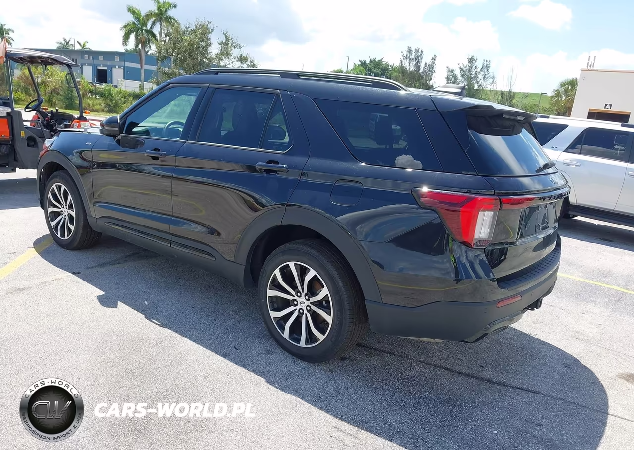 2025 Ford Explorer St-Line VIN:1FMUK8KH1SGB31313 - 3