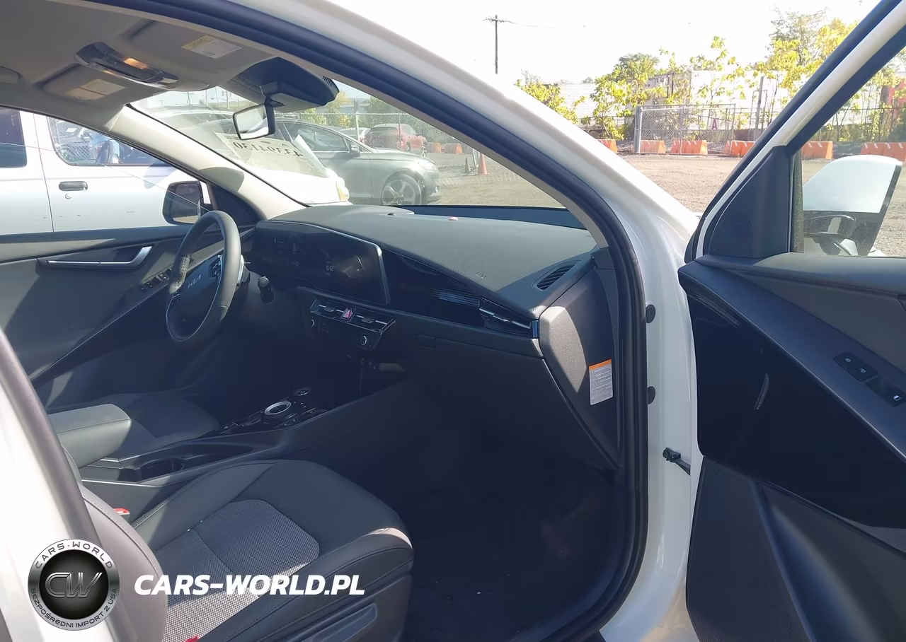 2025 Kia Niro Ev Wind VIN:KNDCR3L13S5135830 - 5