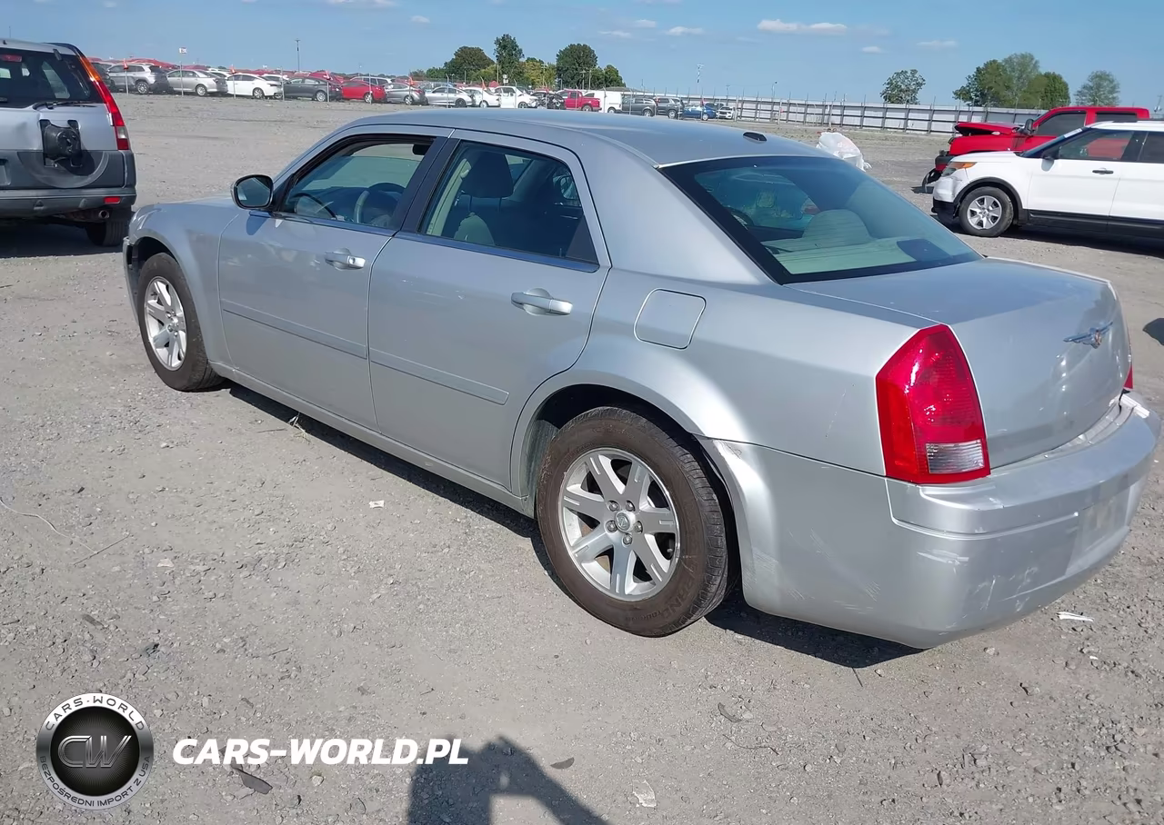 2006 Chrysler 300 VIN:2C3LA43R26H514257 - 3