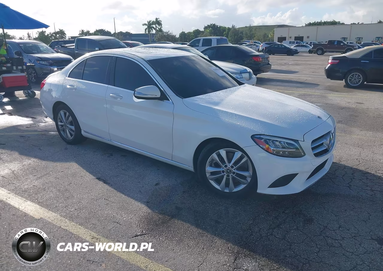 2019 Mercedes-Benz C 300