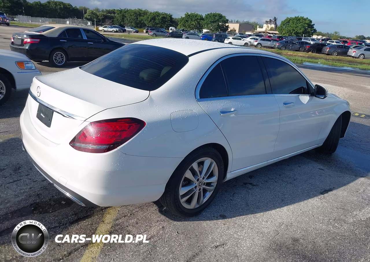2019 Mercedes-Benz C 300 VIN:WDDWF8DB1KR516083 - 4